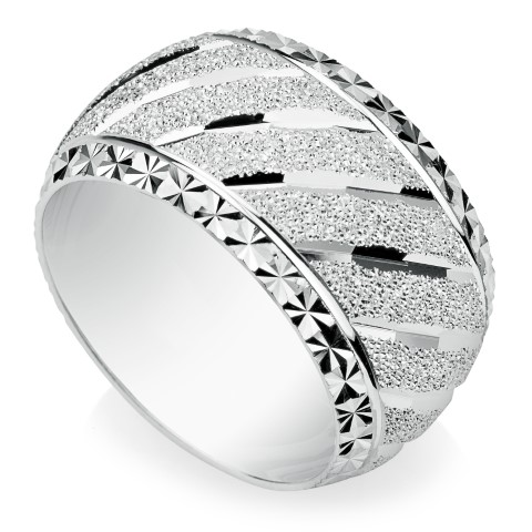 https://goldiam.co.il/sites/default/files/470_whitegold%20%28%D7%A7%D7%98%D7%9F%29.jpg
